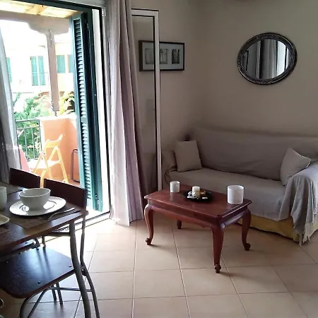 Casa Memories Apartment *